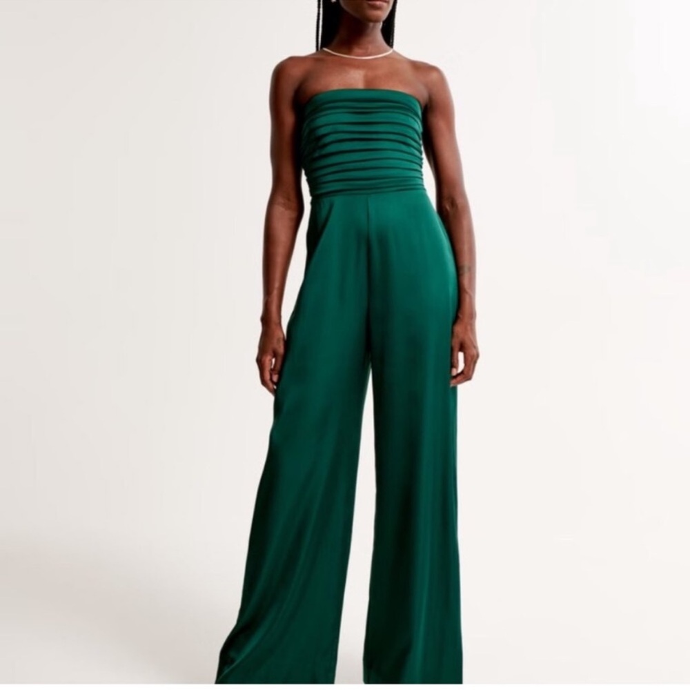 Elegant Green Strapless Jumpsuit